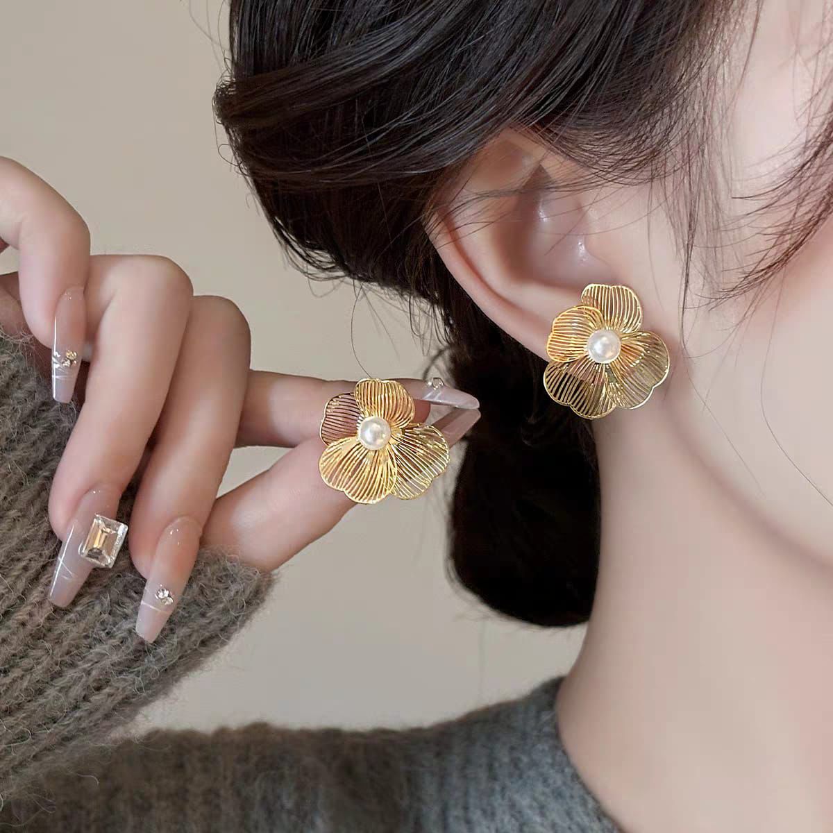 Bloom Luxe Studs